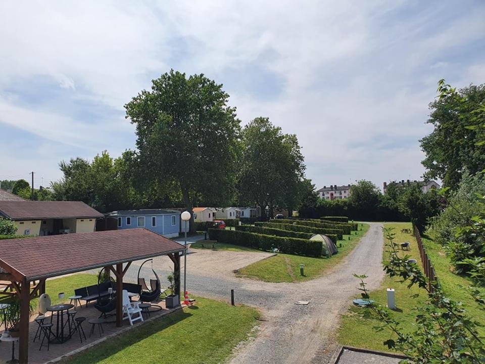 Camping Le Brochet Hotel Péronne Buitenkant foto