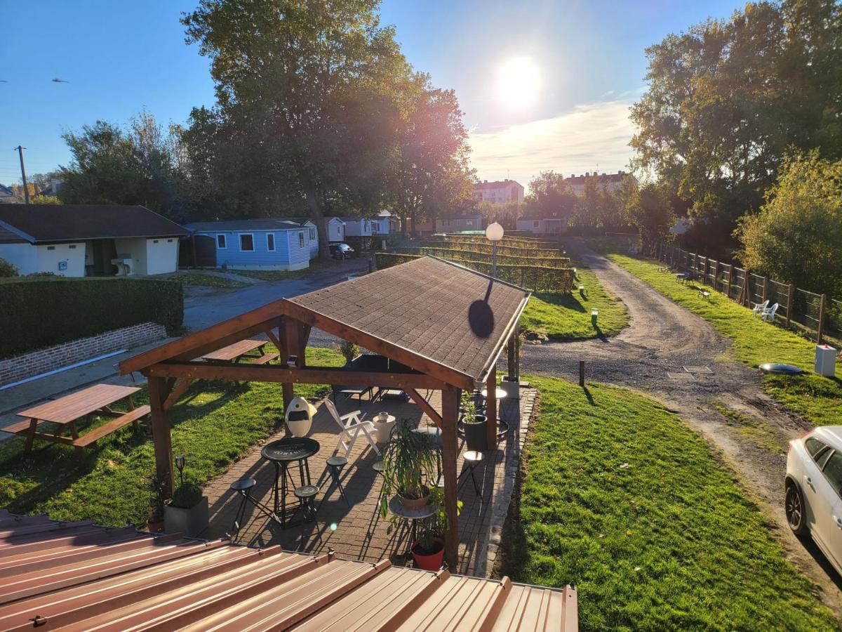 Camping Le Brochet Péronne Buitenkant foto